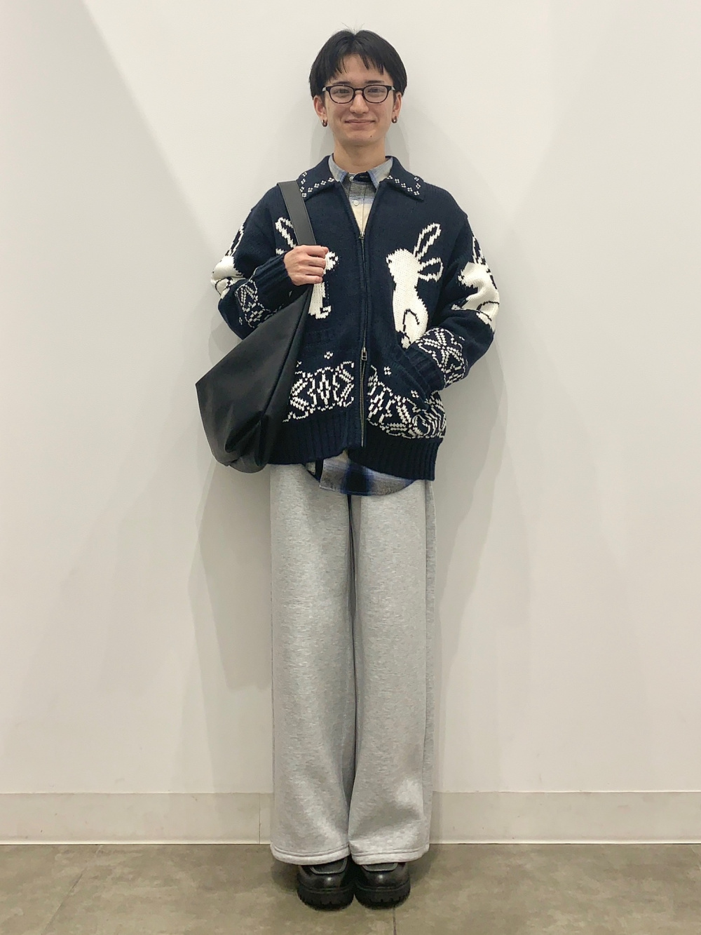 グラフィックT by rokh +X、フルジップニットジャケット by rokh」の