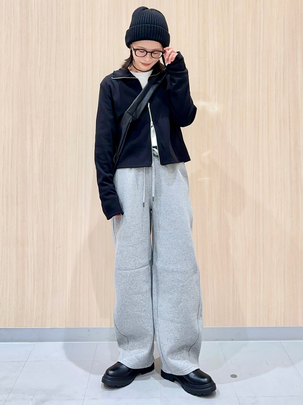 スウェットリメイク　ワイドストレートスウェットパンツ スウェットリメイク ワイドストレートスウェットパンツ