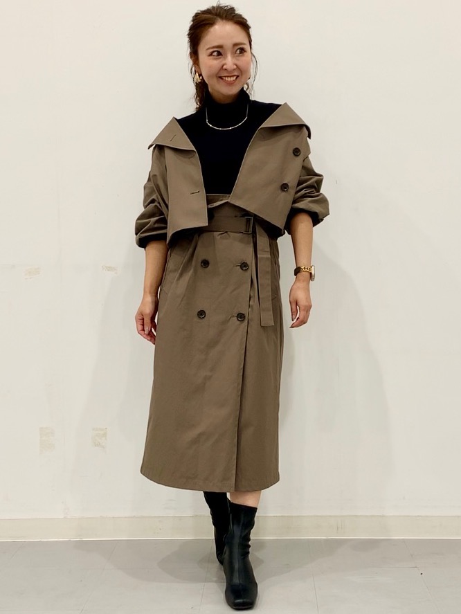 ソフトシアーハイネックT(長袖)+E、ショートトレンチコート by rokh