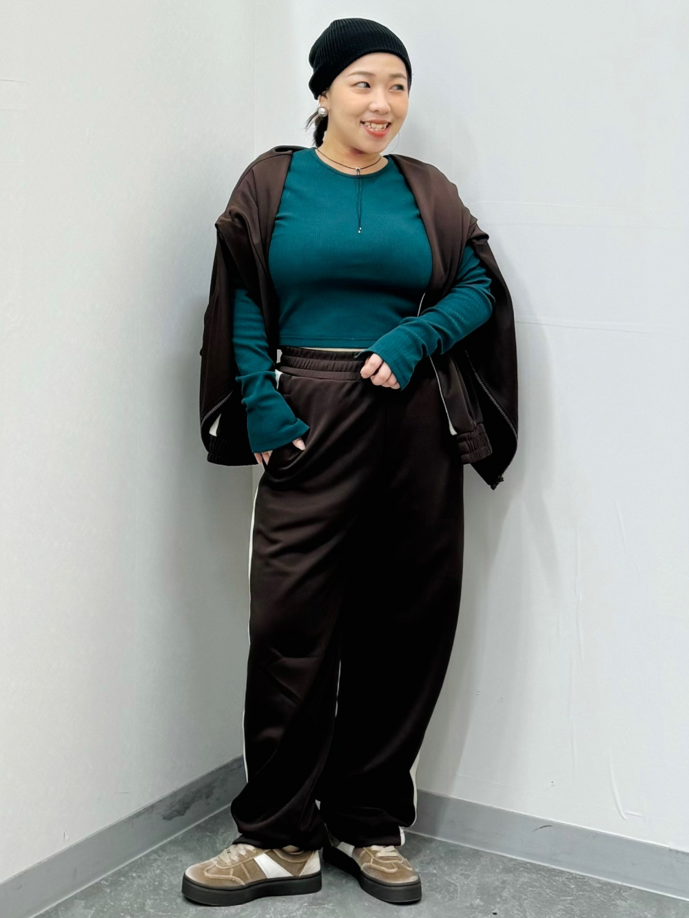 ブラフィールクロップドホルターネックキャミソール、ダブルフェイス