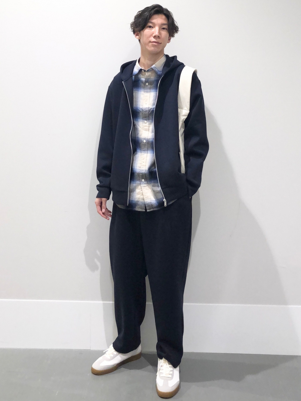 Puff Sweat Full-Zip Hoodie」| GU的穿搭理念