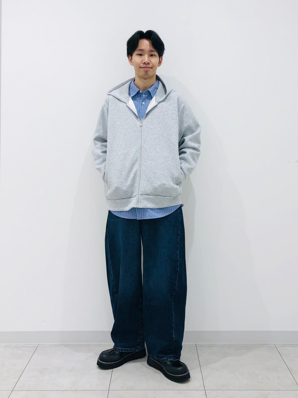 Puff Sweat Full-Zip Hoodie」| GU的穿搭理念