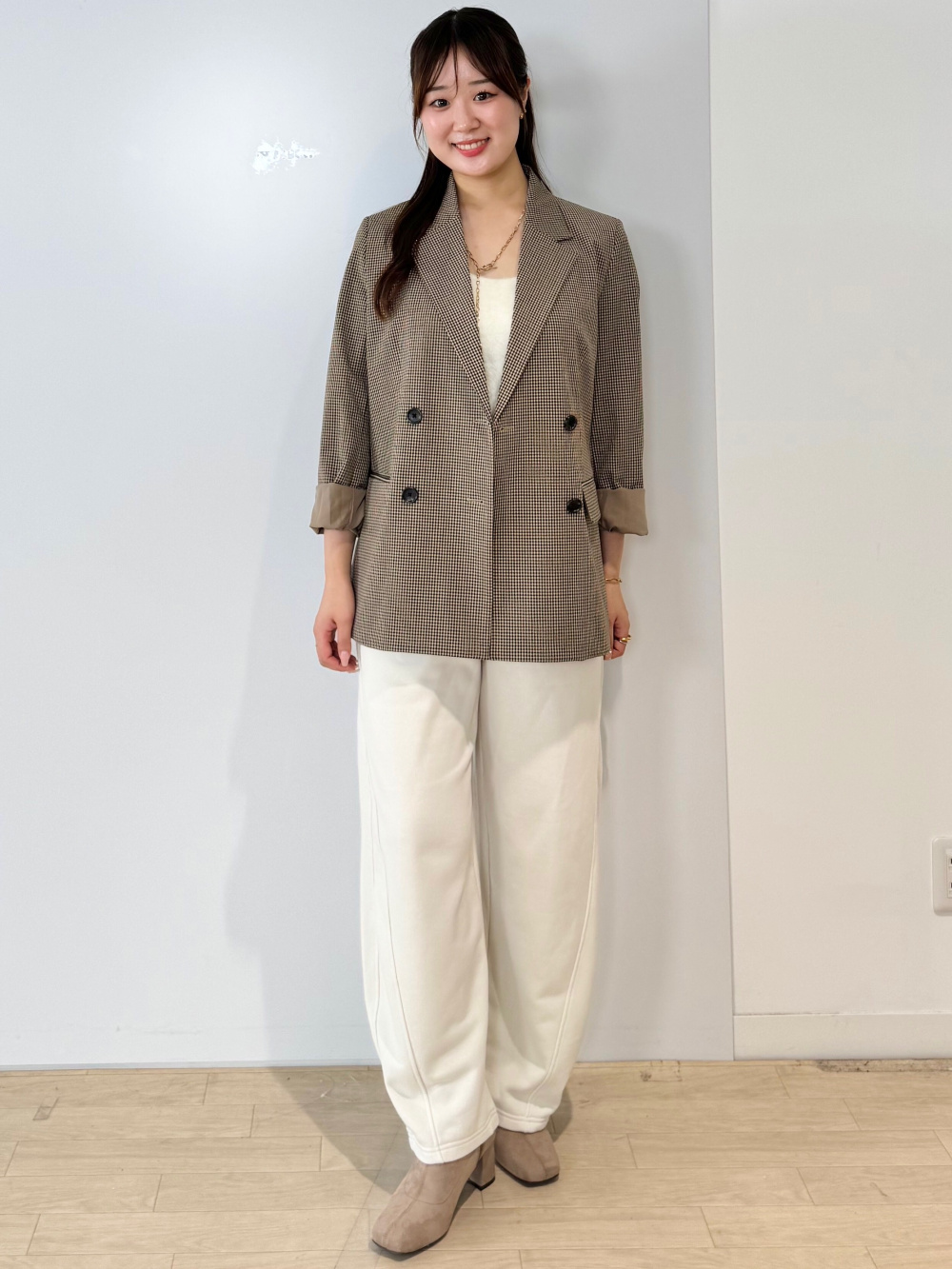 ブラフィールクロップドフェザーキャミソール」の着用コーディネート