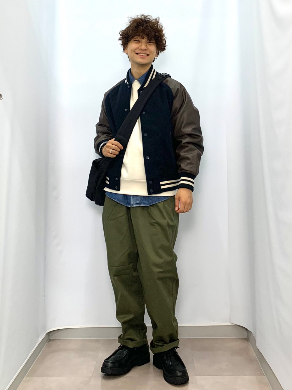 グラフィックT by rokh +X、フルジップニットジャケット by rokh」の