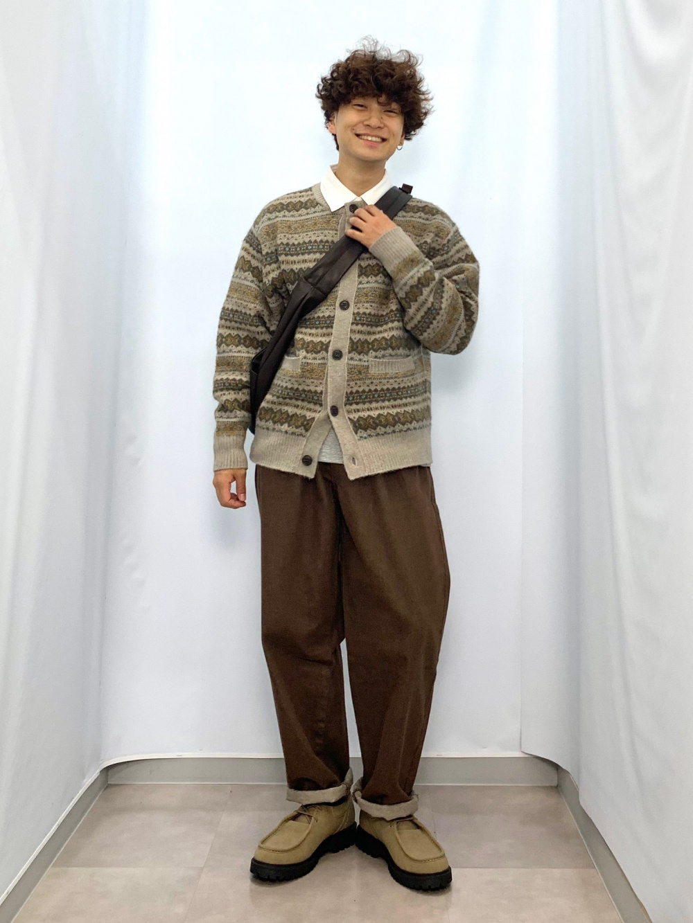 グラフィックT by rokh +X、フルジップニットジャケット by rokh」の