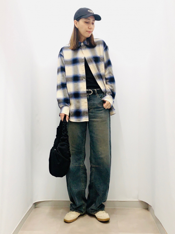 日本製 ミントブリーズ 13号 B91 H96 上下セット 艶感透かし柄 綺麗 日本製 ミントブリーズ 13号 B91 H96 上下セット 艶感透かし柄 綺麗