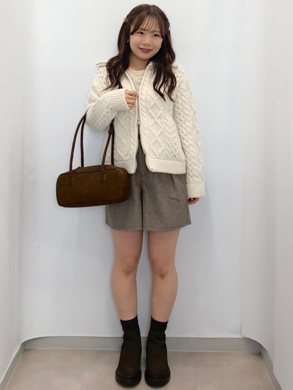 ヘリンボーンショートパンツ+E（レディース）の着用コーディネート一覧