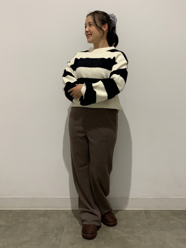 ブラッシュドリブイージーパンツ（レディース）の着用コーディネート