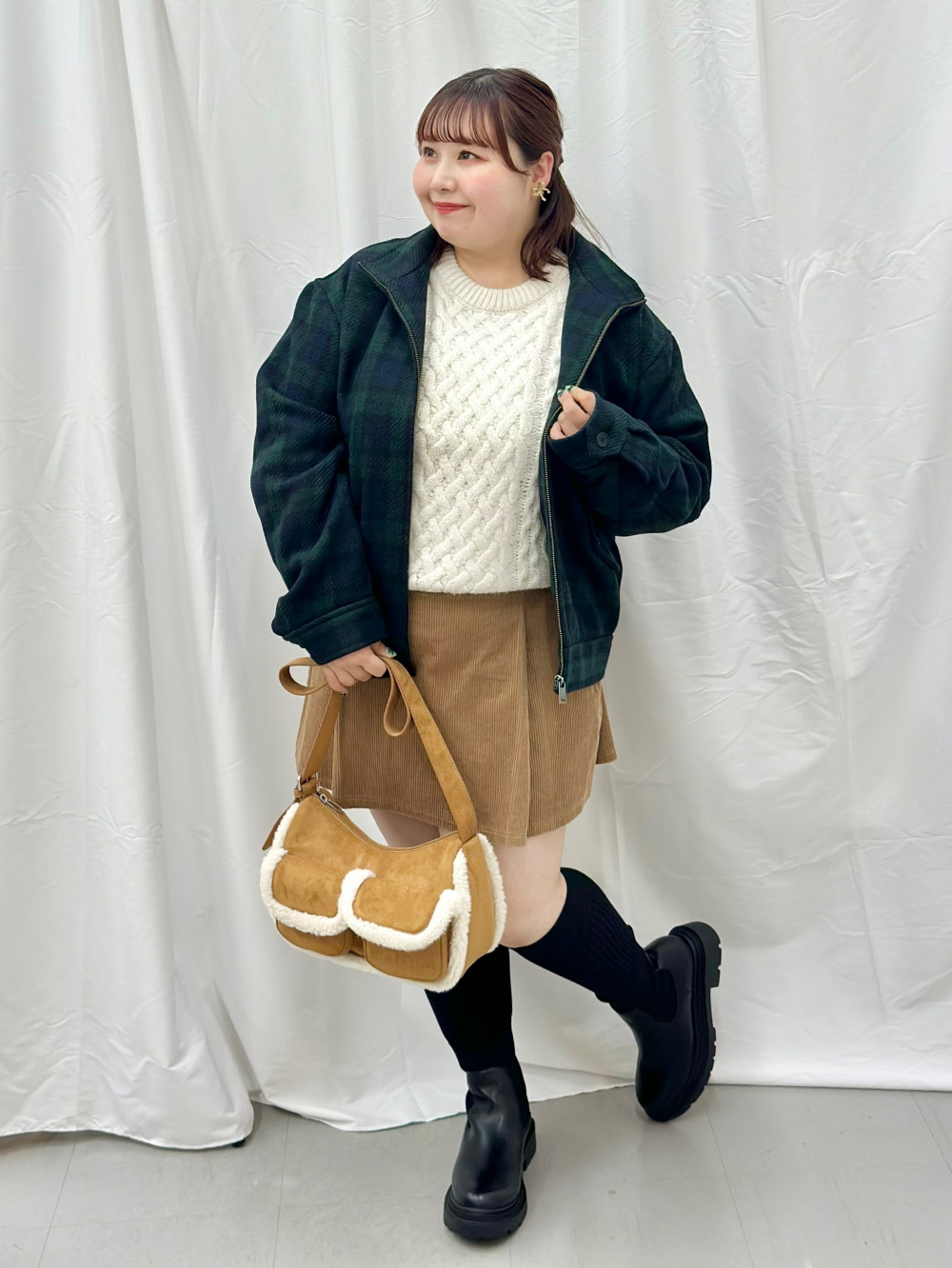 グラフィックT by rokh +X、フルジップニットジャケット by rokh」の