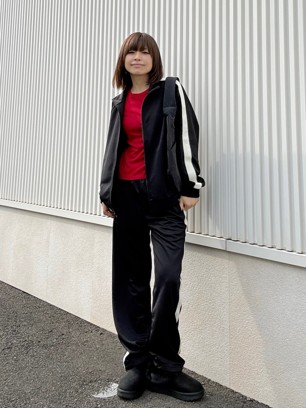 トラックパンツ、トラックジャケット」の着用コーディネート| ジーユー