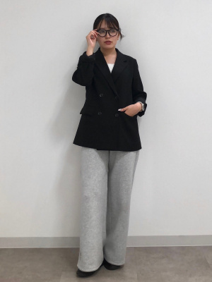 GU公式 | ブラフィールクロップドフェザーキャミソール