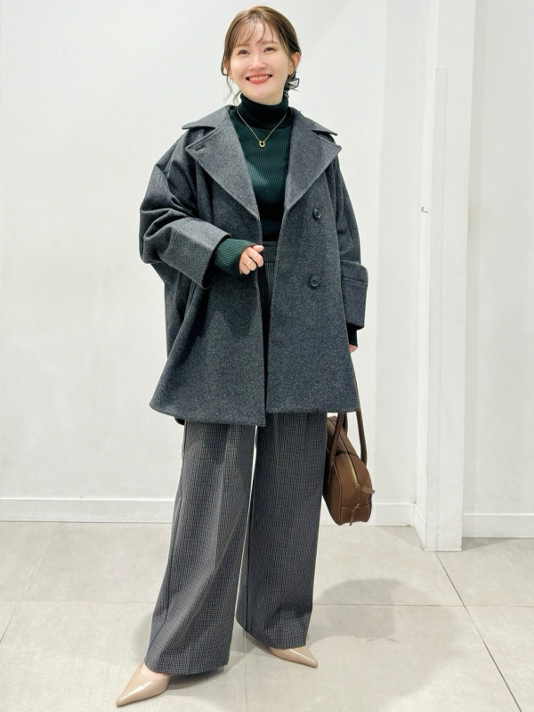 コージーメルトンケープコートZ+E（レディース）の着用コーディネート