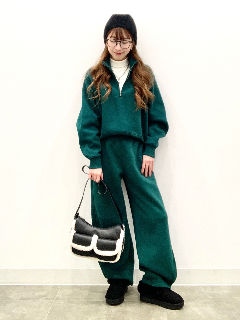 ヘビーウェイトスウェットハーフジッププルオーバー、フェイクレザー