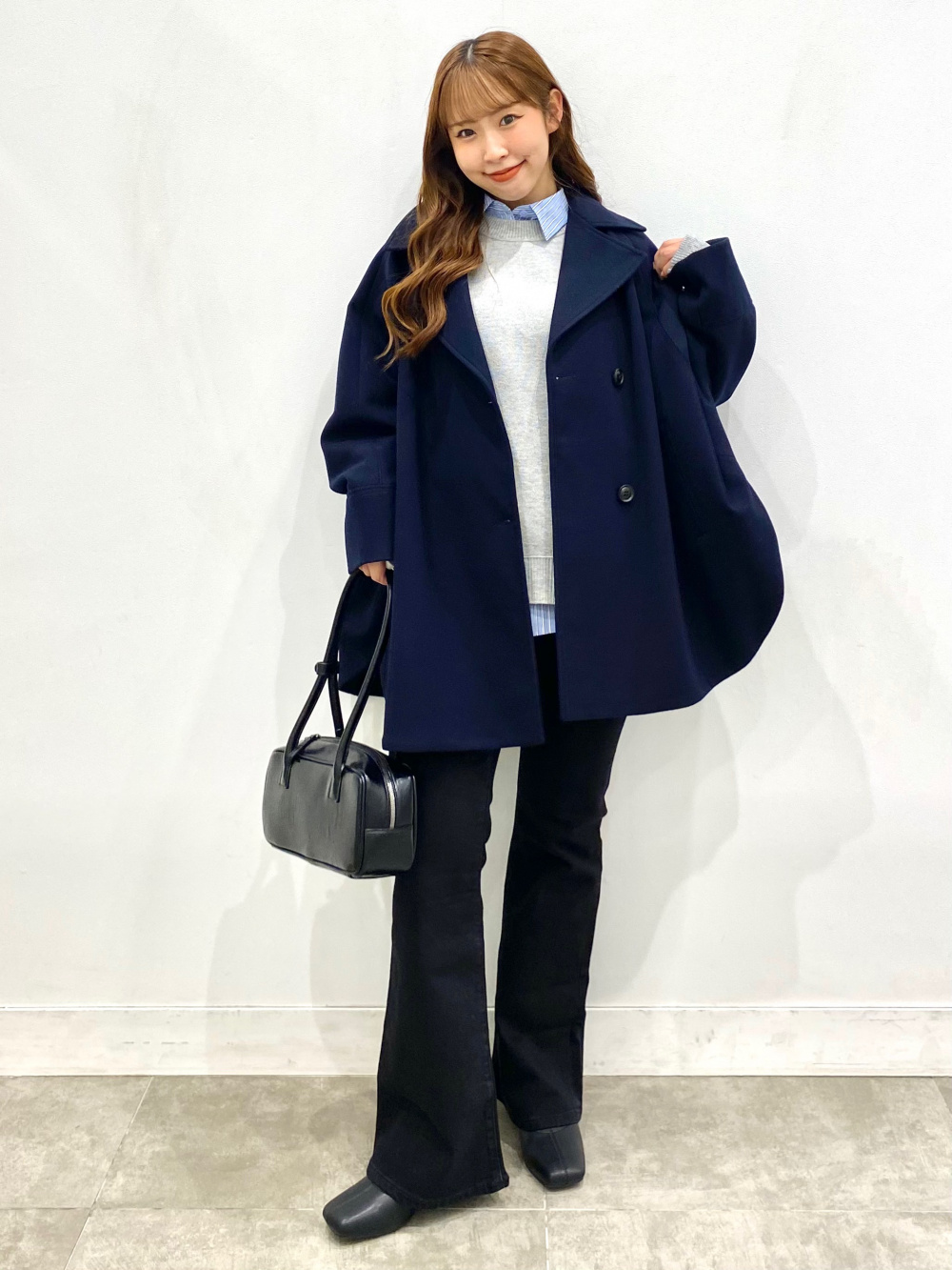 コージーメルトンケープコートZ+E、ソフトシアーハイネックT(長袖)+E