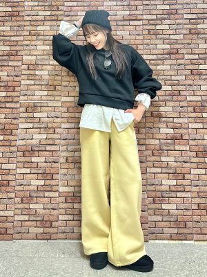 GU公式 | パフスウェットプルオーバー