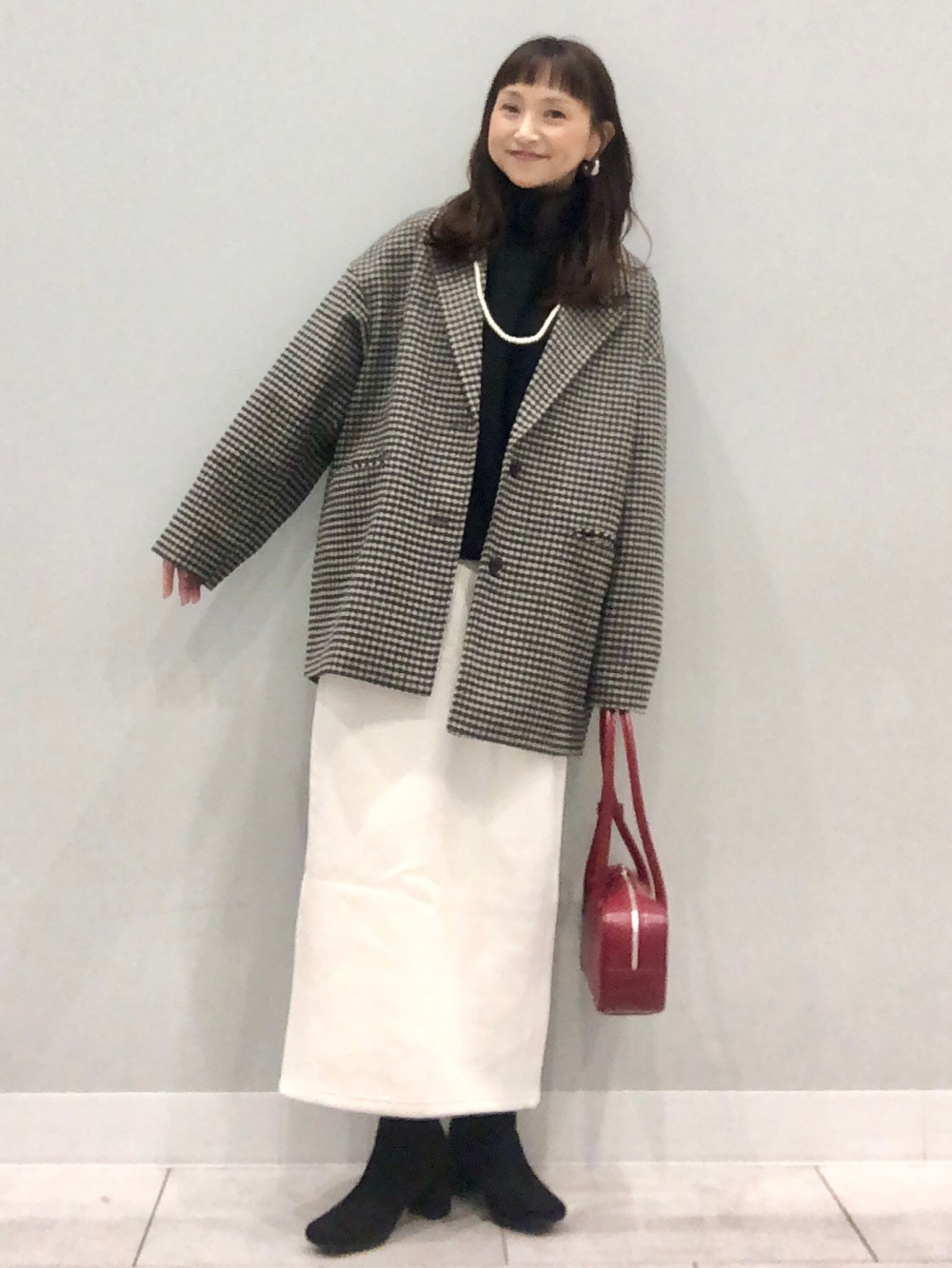 コージーメルトンケープコートZ+E、ソフトシアークルーネックT(長袖