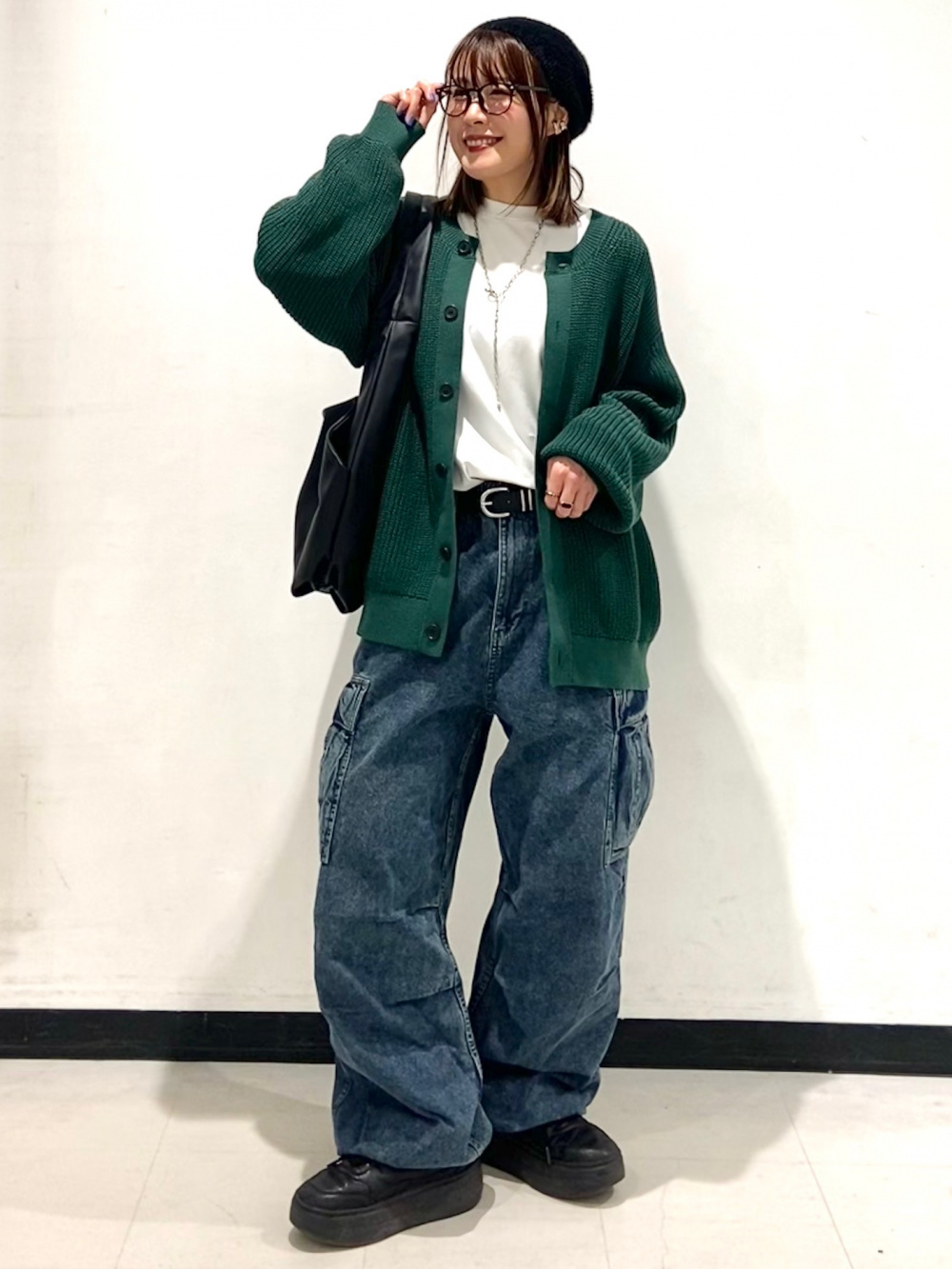 ドライワイドT(5分袖)、カバーオールジャケット UNDERCOVER」の着用