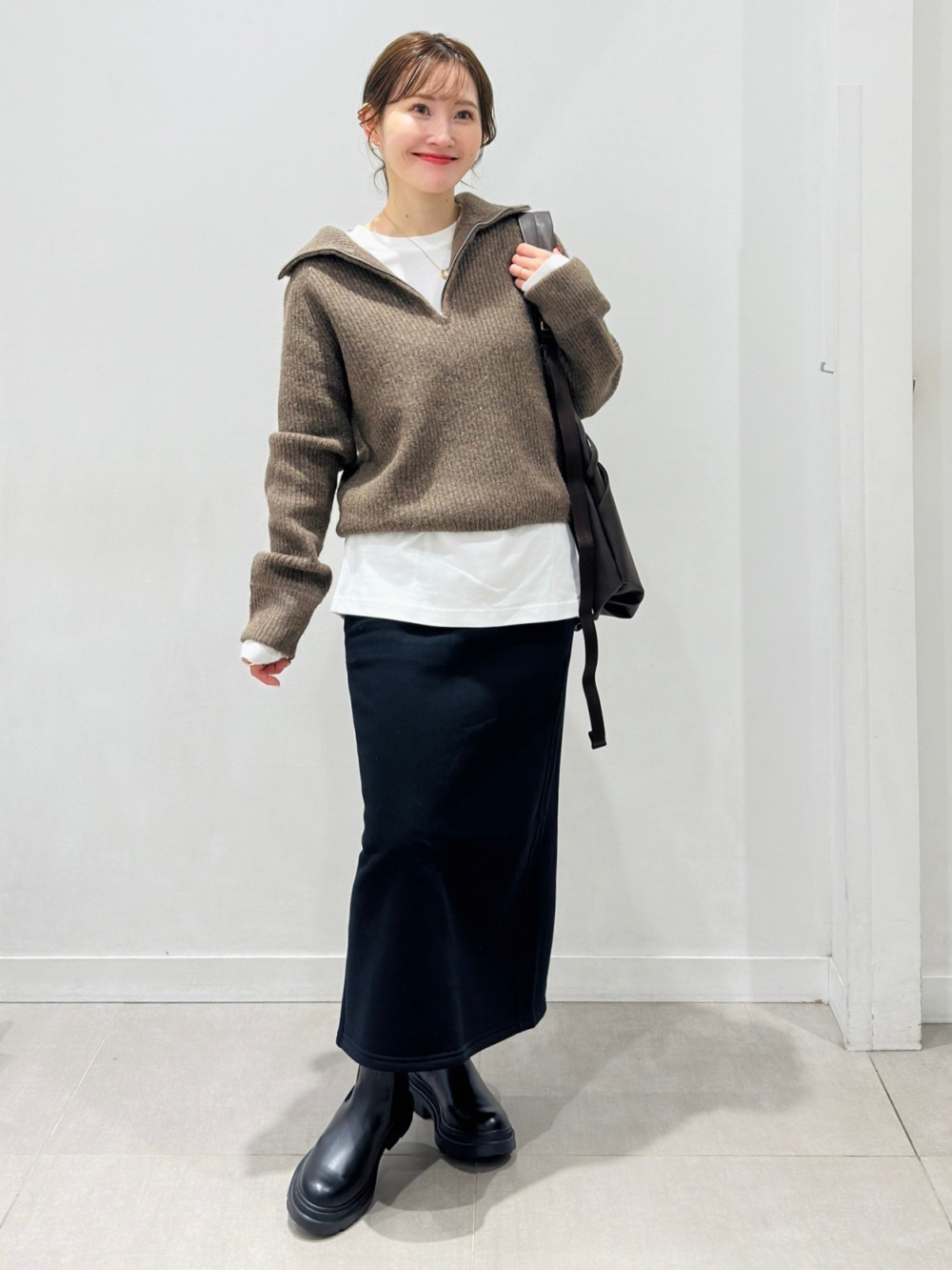 ソフトコットンクルーネックT(長袖)、アゼクルーネックセーター」の