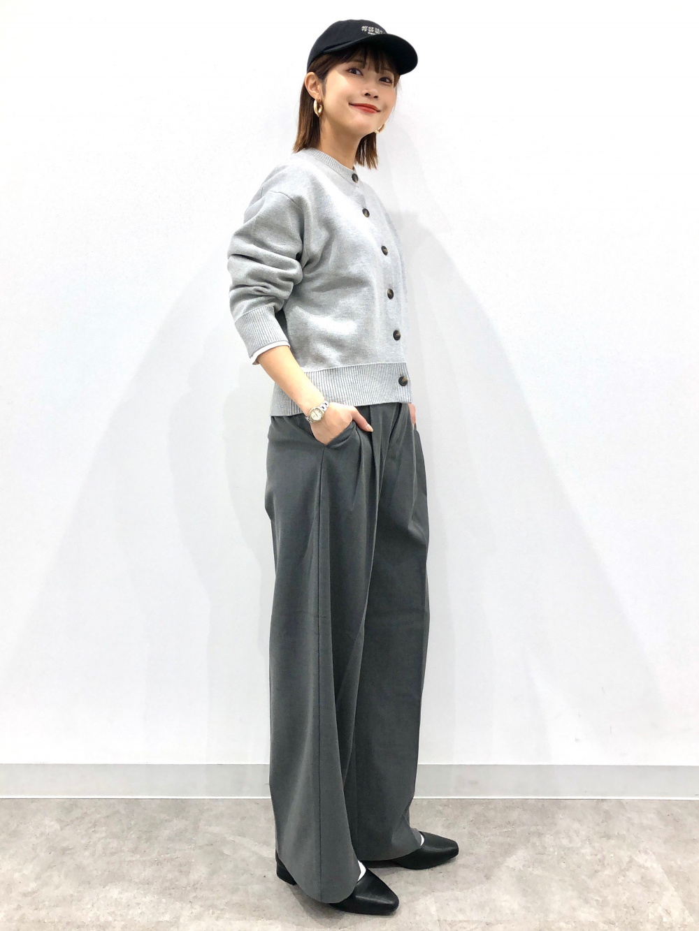 シャイニークルーネックカーディガンZ、フリルネックチュニック」の