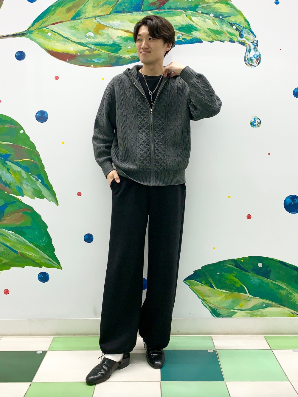 Cotton Color Ribbed Tank Top、Puff Sweat Full-Zip Hoodie」| GU的穿