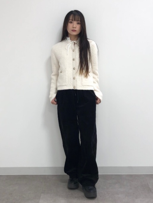 Tweedy Knitted Cardigan、Corduroy Barrel Leg Relaxed Pants」| GU的