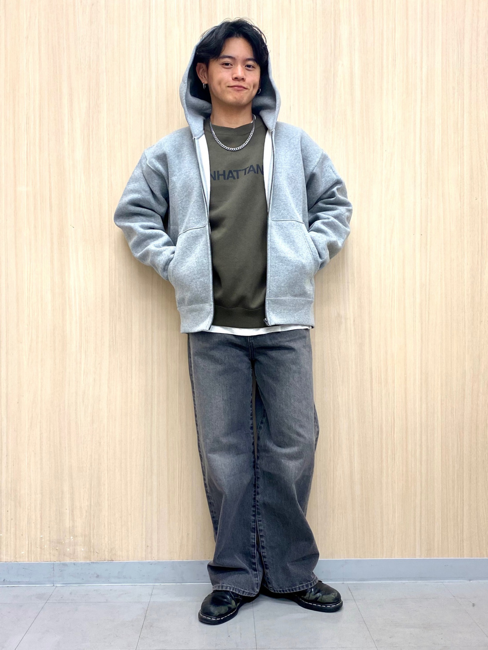 パフスウェットフルジップパーカ、ソフトコットンクルーネックT(長袖