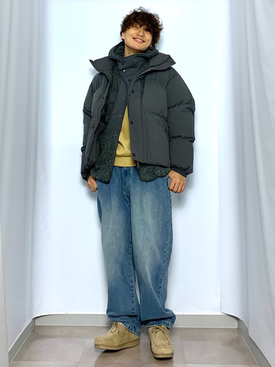 Easy Care Broadcloth Shirt、Utility Jacket」| GU的穿搭理念