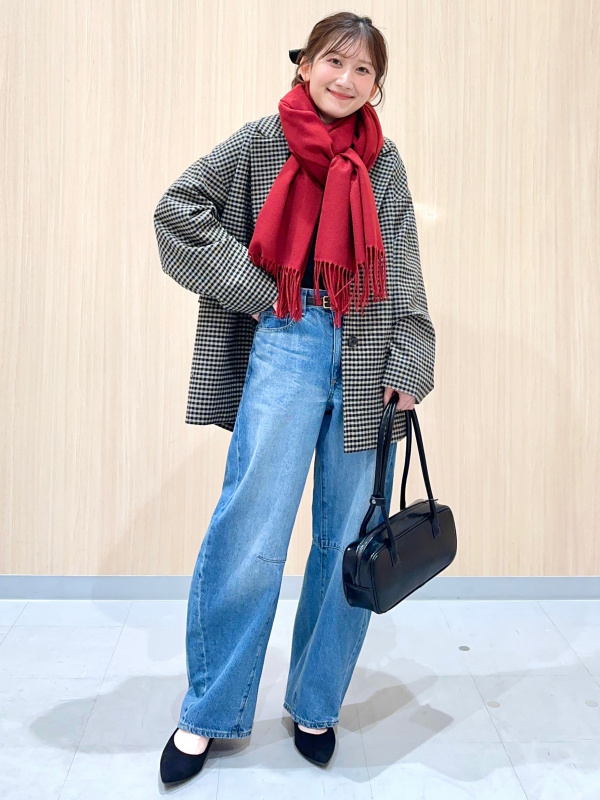 Faux Mouton Slippers、Flecked Half-Zip Knitted Pullover」的穿搭
