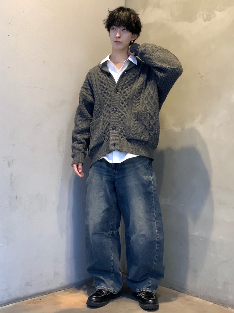 U Tip Lace Up Shoes、Puff Knit Half-Zip Pullover」| GU的穿搭理念