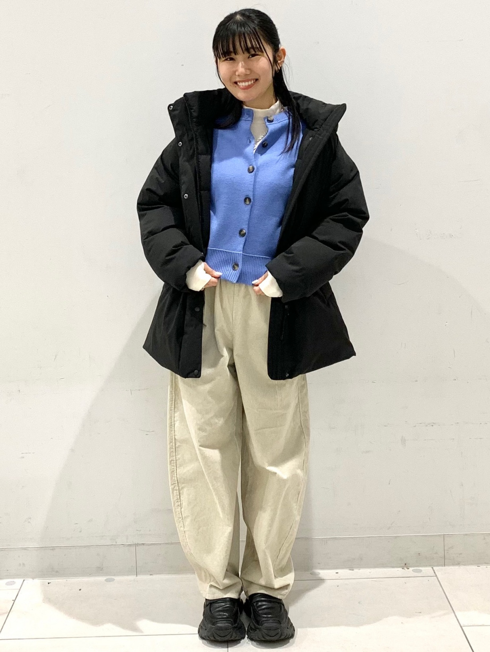 Bra-Feel Cropped Velour Camisole、Corduroy Zip-Up Shirt Jacket