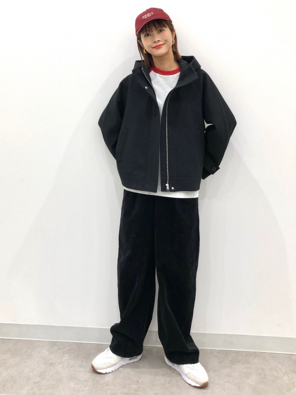 UV Protection Twill Logo Cap、Puff Sweat Full-Zip Hoodie」的穿搭