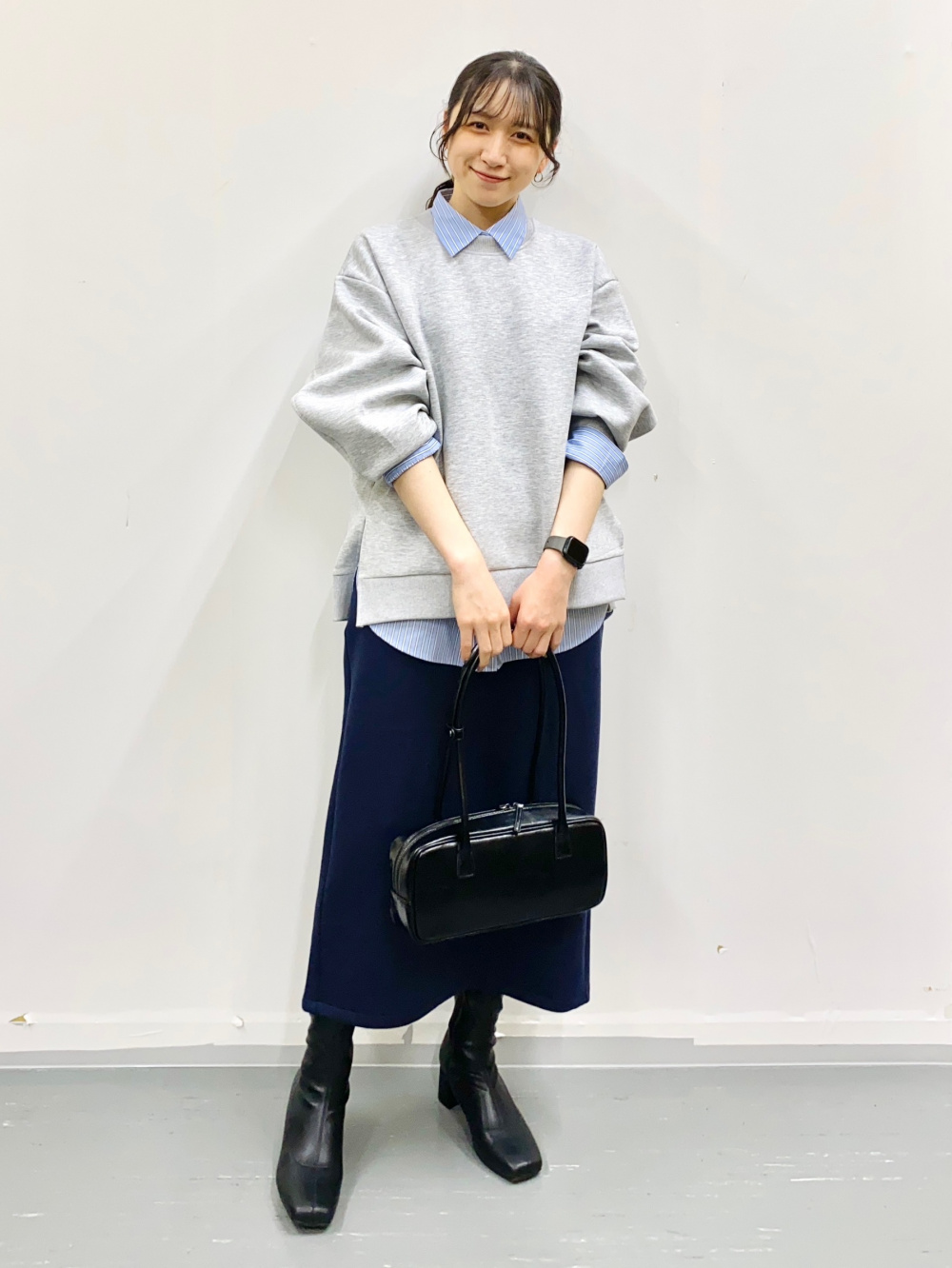 フルジップニットジャケット by rokh、コーデュロイスコート」の着用