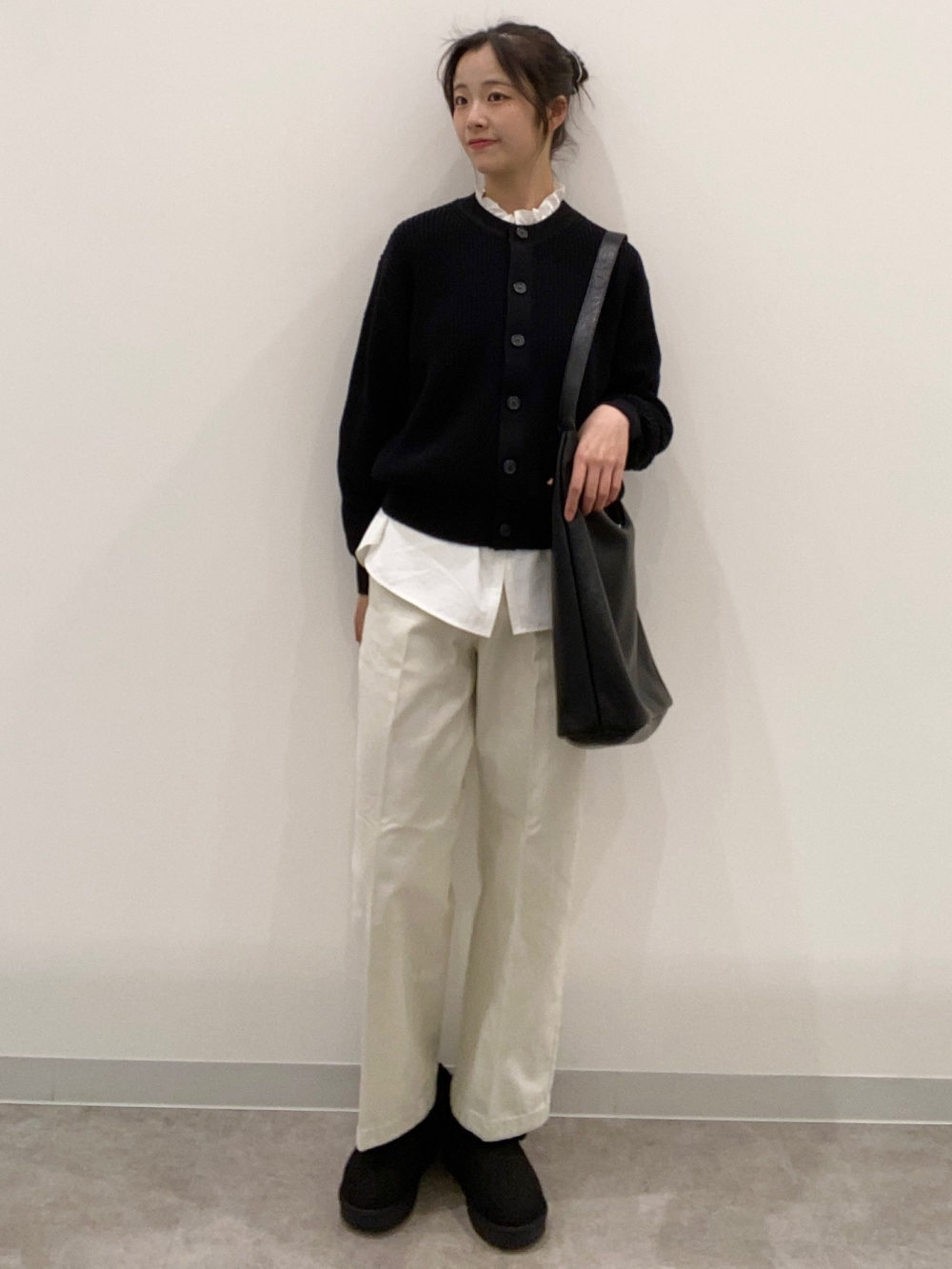 Twill Wide Straight Pants」| GU的穿搭理念