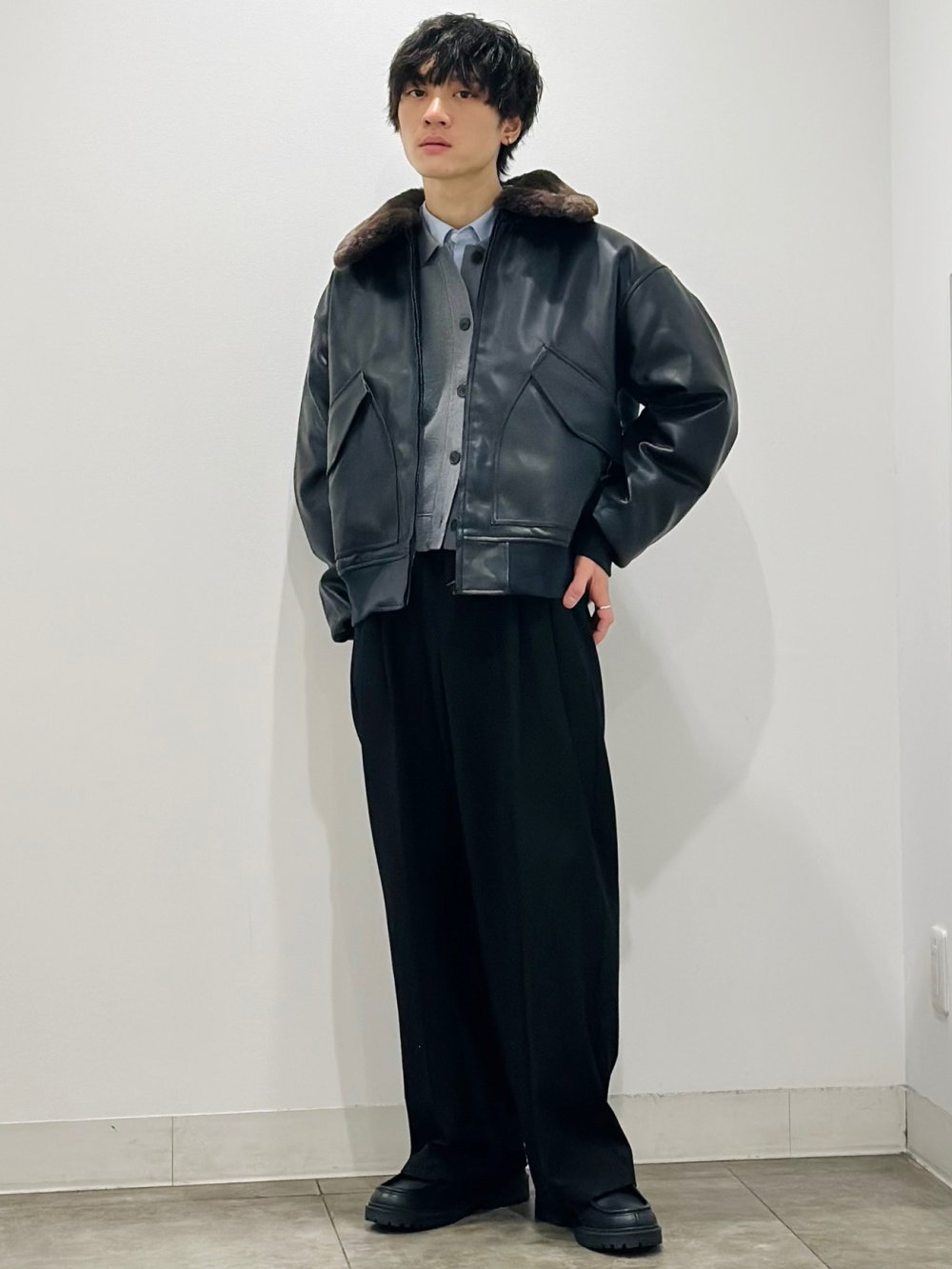 グラフィックT by rokh +X、フルジップニットジャケット by rokh」の