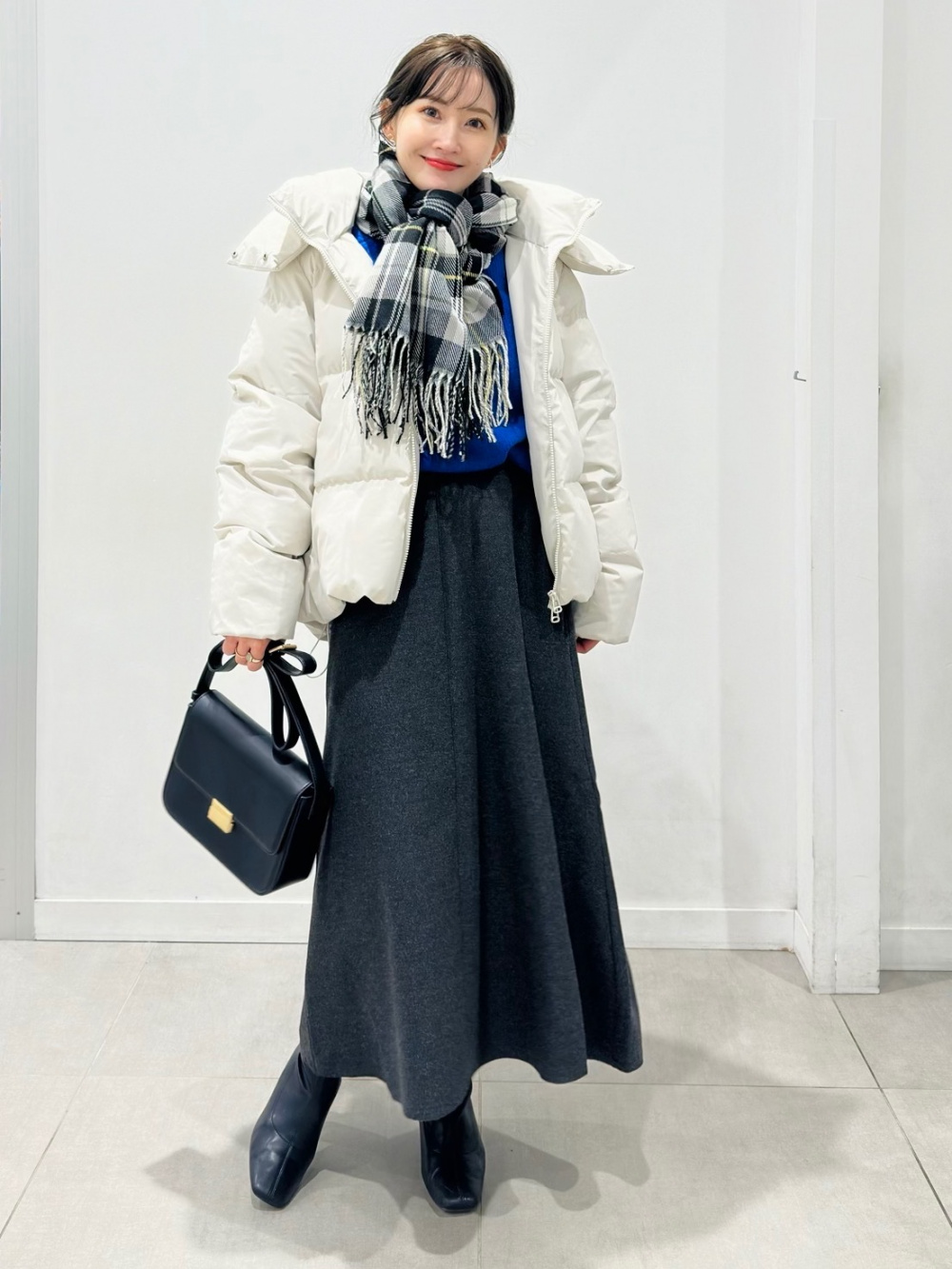 コージーメルトンケープコートZ+E、ソフトシアーハイネックT(長袖)+E