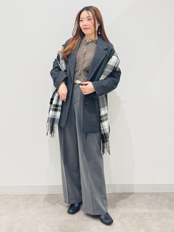 Shiny Crew Neck Cardigan/Z」的穿搭靈感｜GU