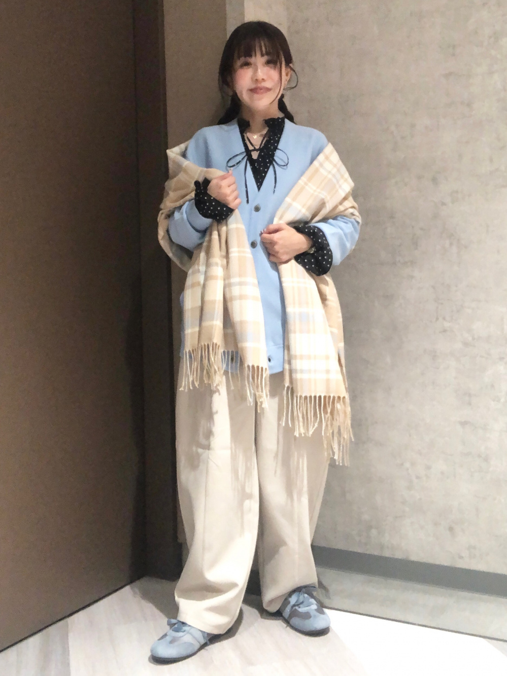Gathered Ballet Sneakers、Tweedy Knitted Striped Cardigan」| GU的