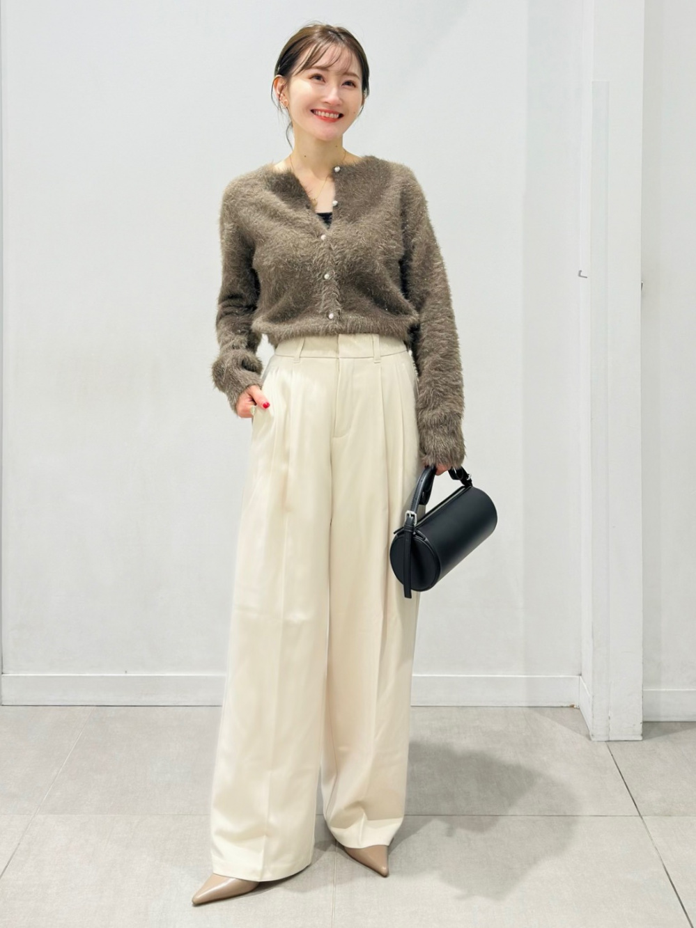 ソフトコットンクルーネックT(長袖)、タックワイドパンツ(丈標準70.0