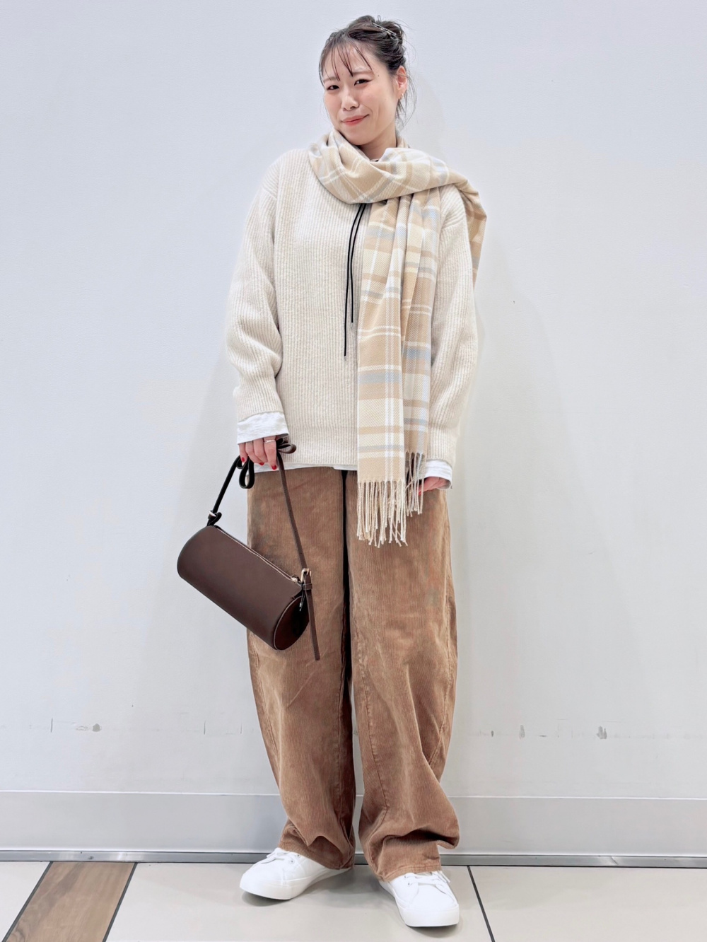 Bra-Feel Cropped Velour Camisole、Corduroy Zip-Up Shirt Jacket