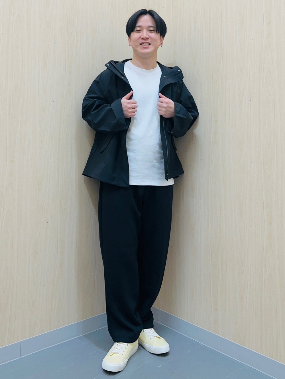 Soft Cotton Crew Neck T-Shirt/L、Comfy Insole Canvas Sneakers