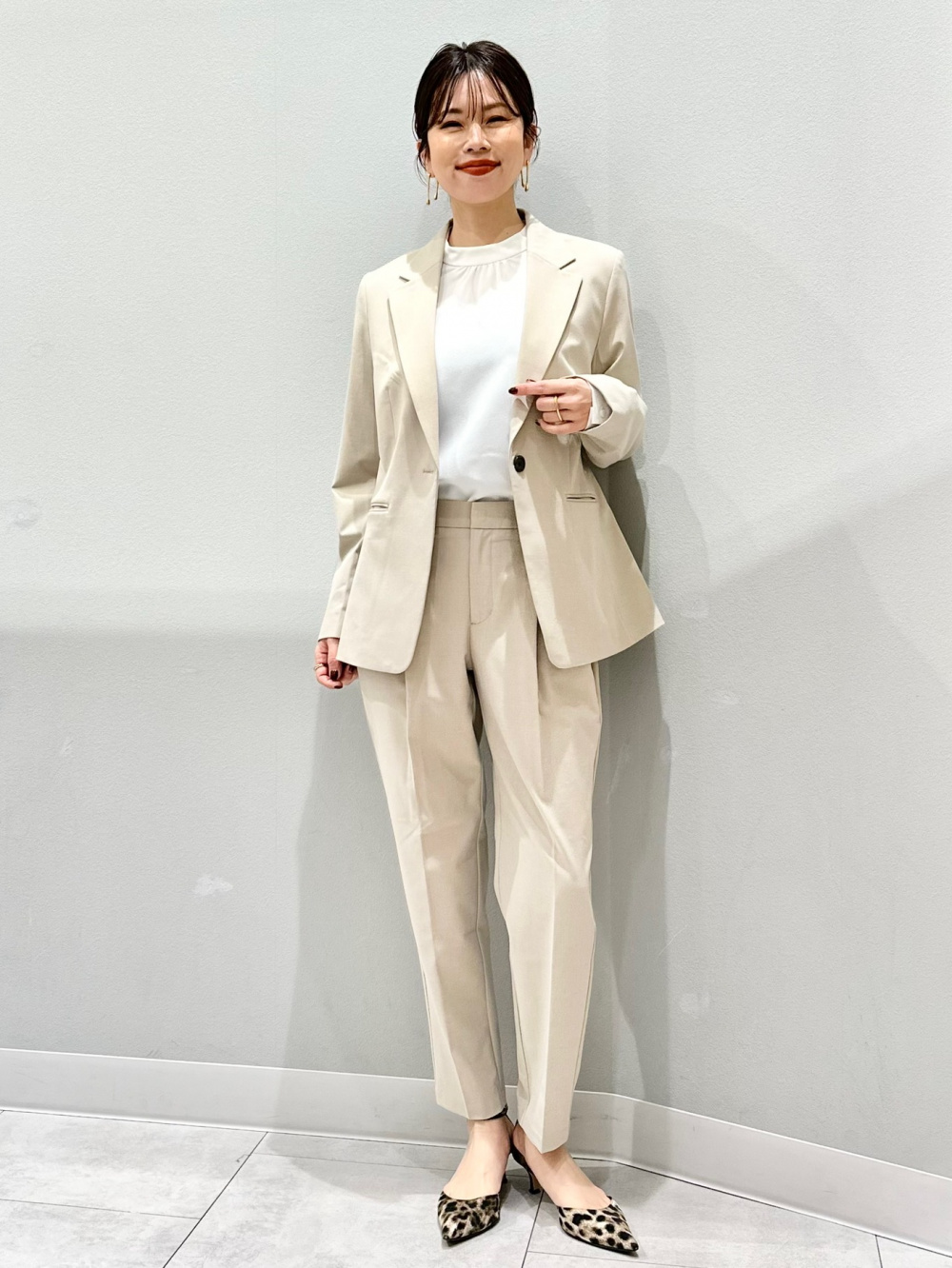 スタンドカラーブラウスZ、ワイドテーパードアンクルパンツZ
