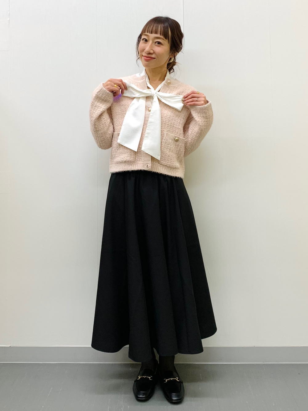 【美品】コーデ売り♡パールニットカーディガン＆ボウタイブラウス ツイーディーニットカーディガン、ボウタイブラウスZ」の着用