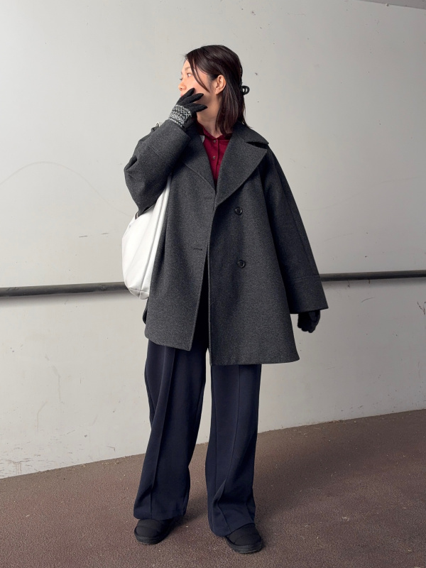 コージーメルトンケープコートZ+E（レディース）の着用コーディネート