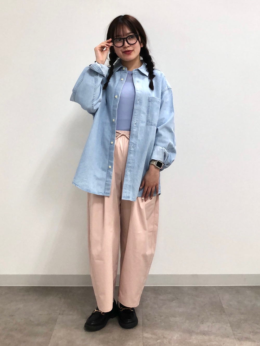 ソフトシアークルーネックT(長袖)、デニムオーバーサイズシャツ」の