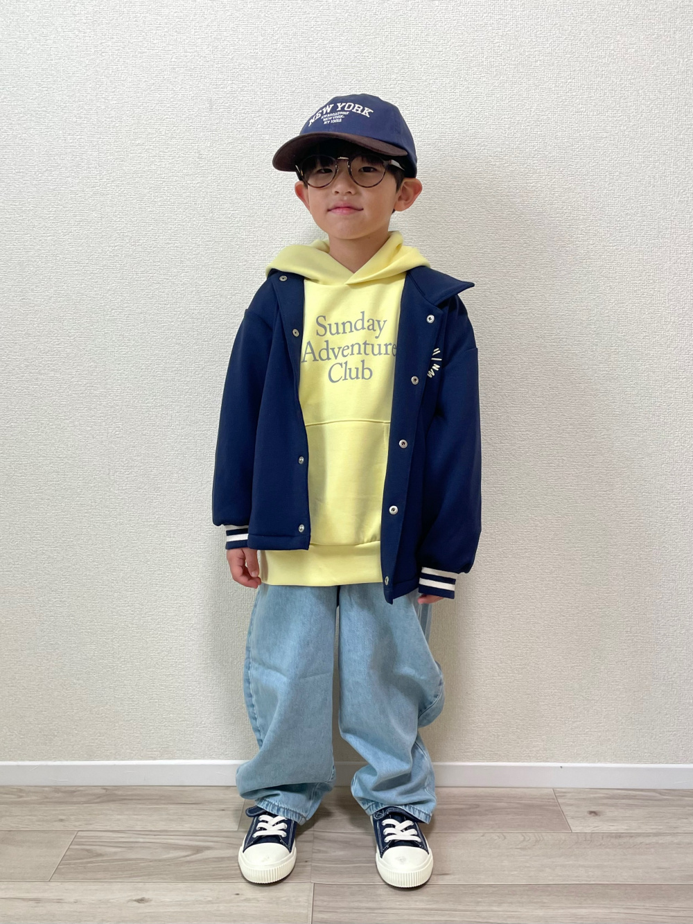 KIDS(男女兼用)パフスウェットパーカ(ロゴ)」の着用コーディネート