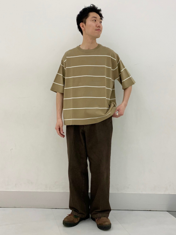 ツイルワイドストレートパンツ(丈標準70.5～74.5cm)（メンズ）の着用