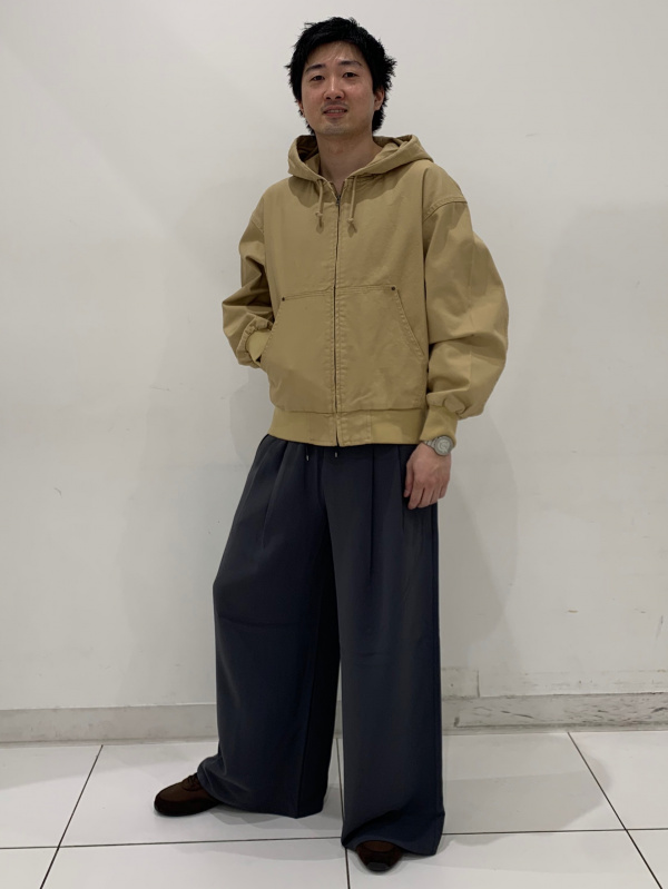 An outfit using Cotton Zip Up Parka and Super Wide Cargo Pants｜GU US