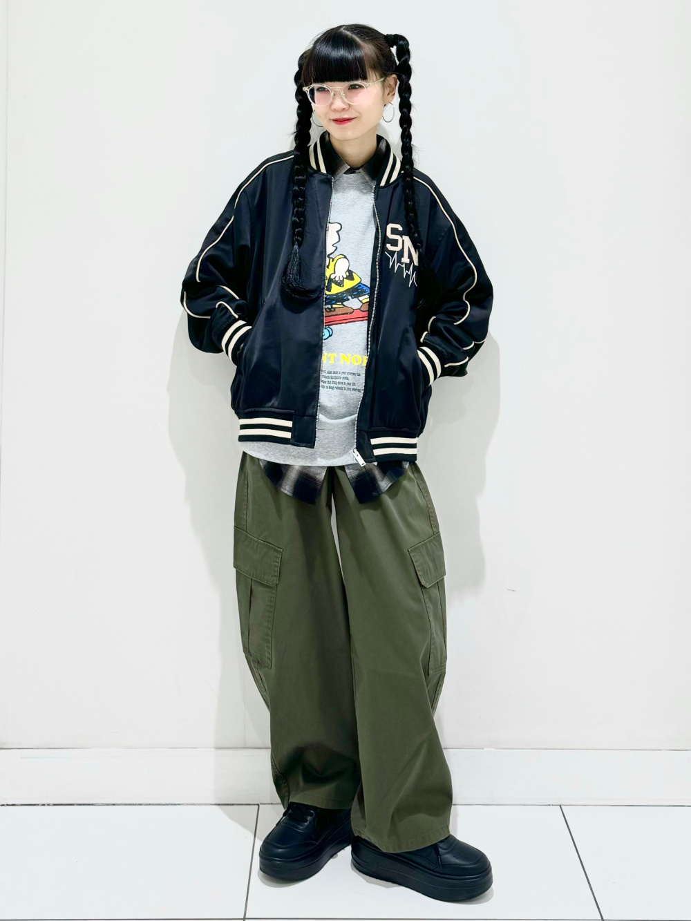 スウェT(5分袖) UNDERCOVER、サテンリブブルゾン UNDERCOVER」の着用