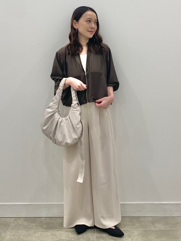 コージーメルトンケープコートZ+E、ソフトシアーハイネックT(長袖)+Eの