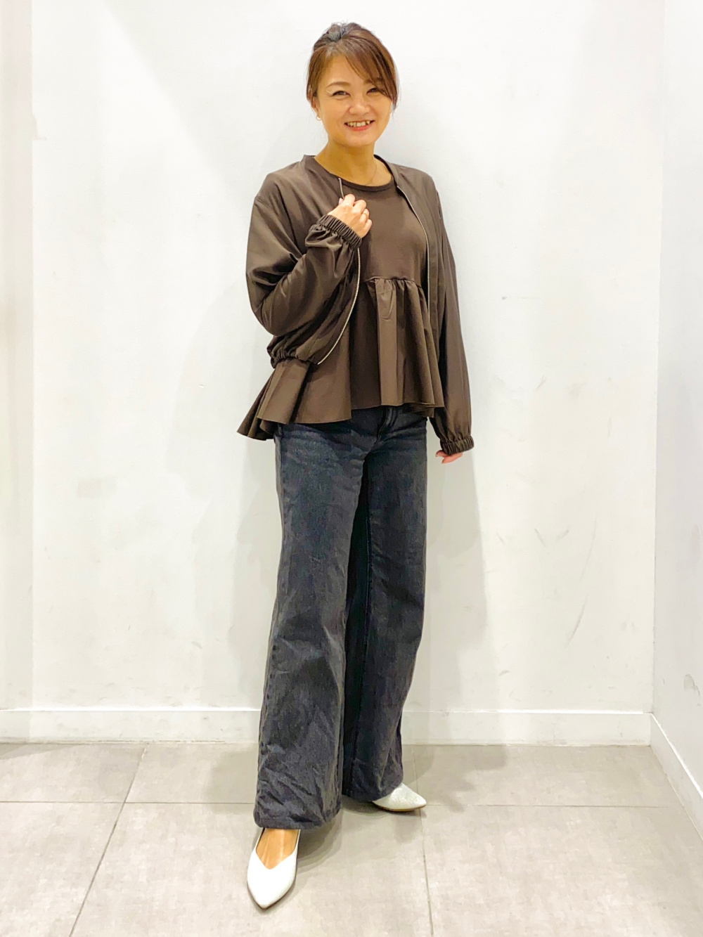 Baggy Flared Jeans、Woven Combination T-Shirt」| GU的穿搭理念